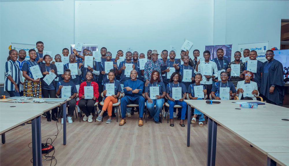 A large group of people at the 2025 Togo School of Internet Governance